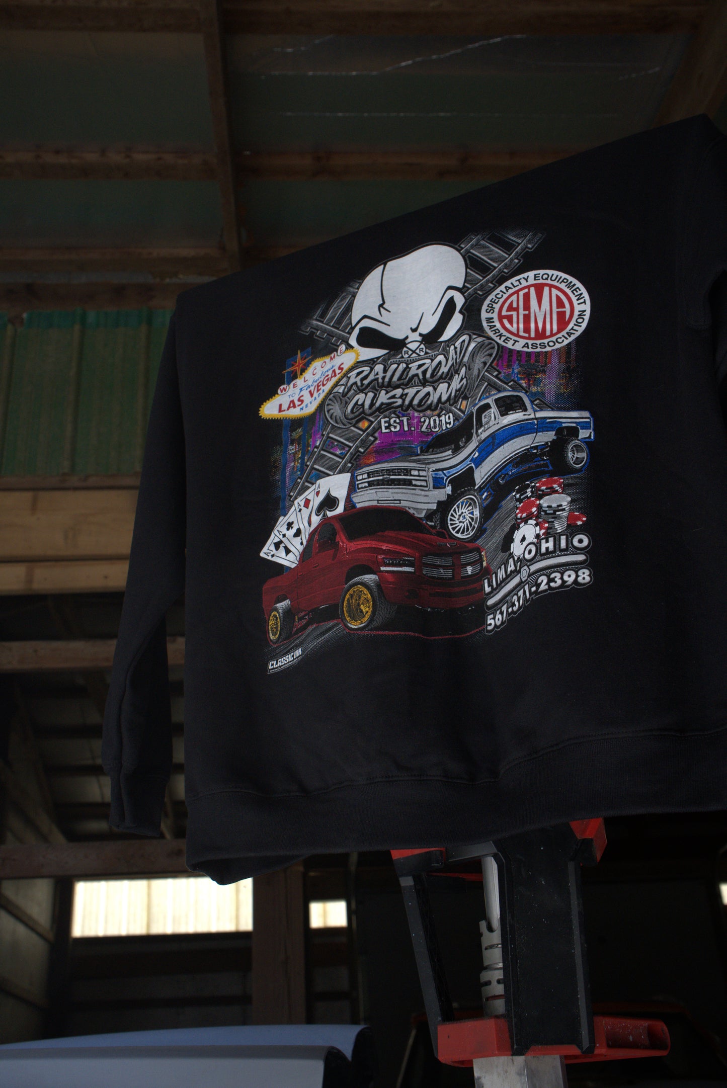 Railroad Customs SEMA K2020 and Og Niss Hoodie